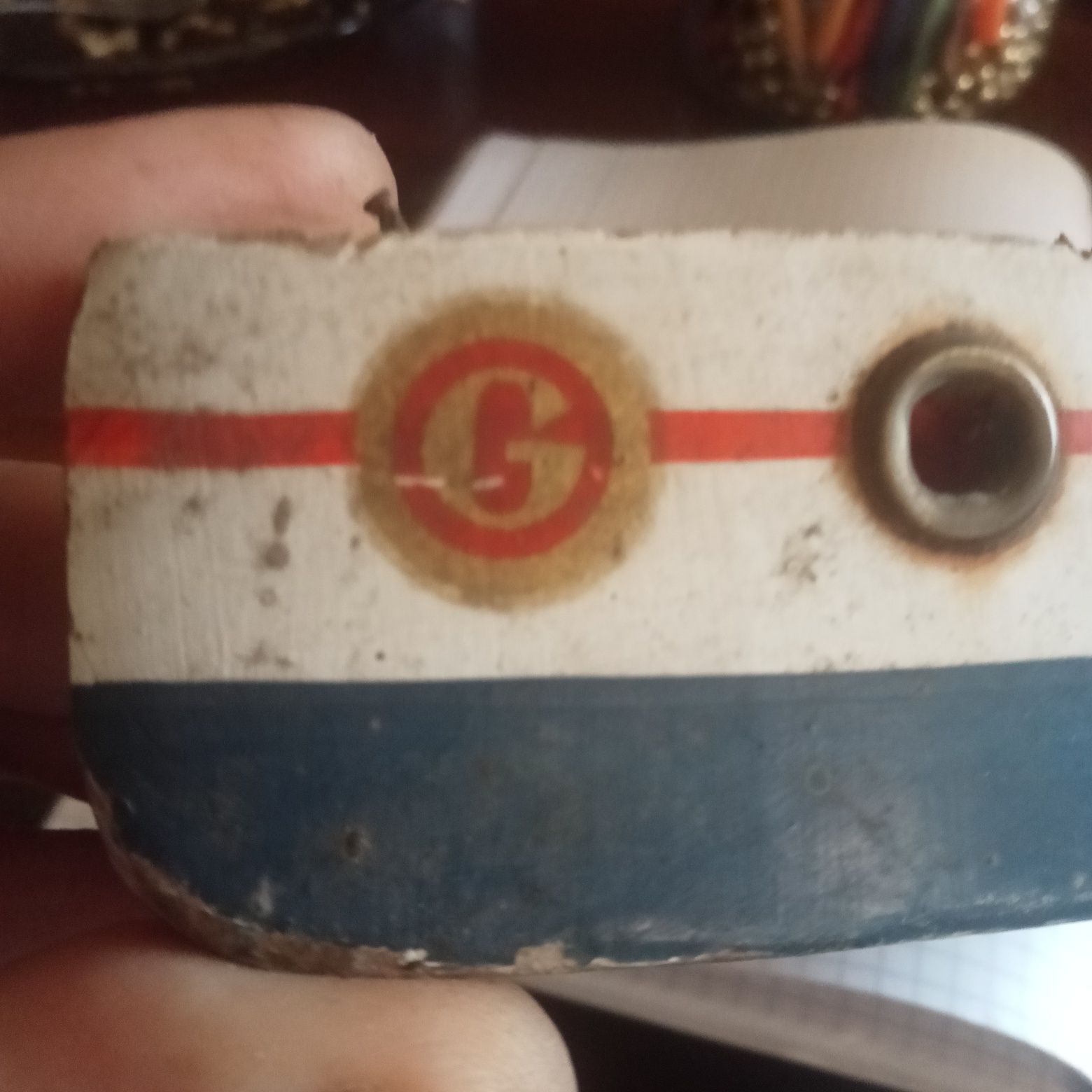Stara zabawka mechaniczna Wioślarz na Łodzi sygnowana G l. 50/60te XXw