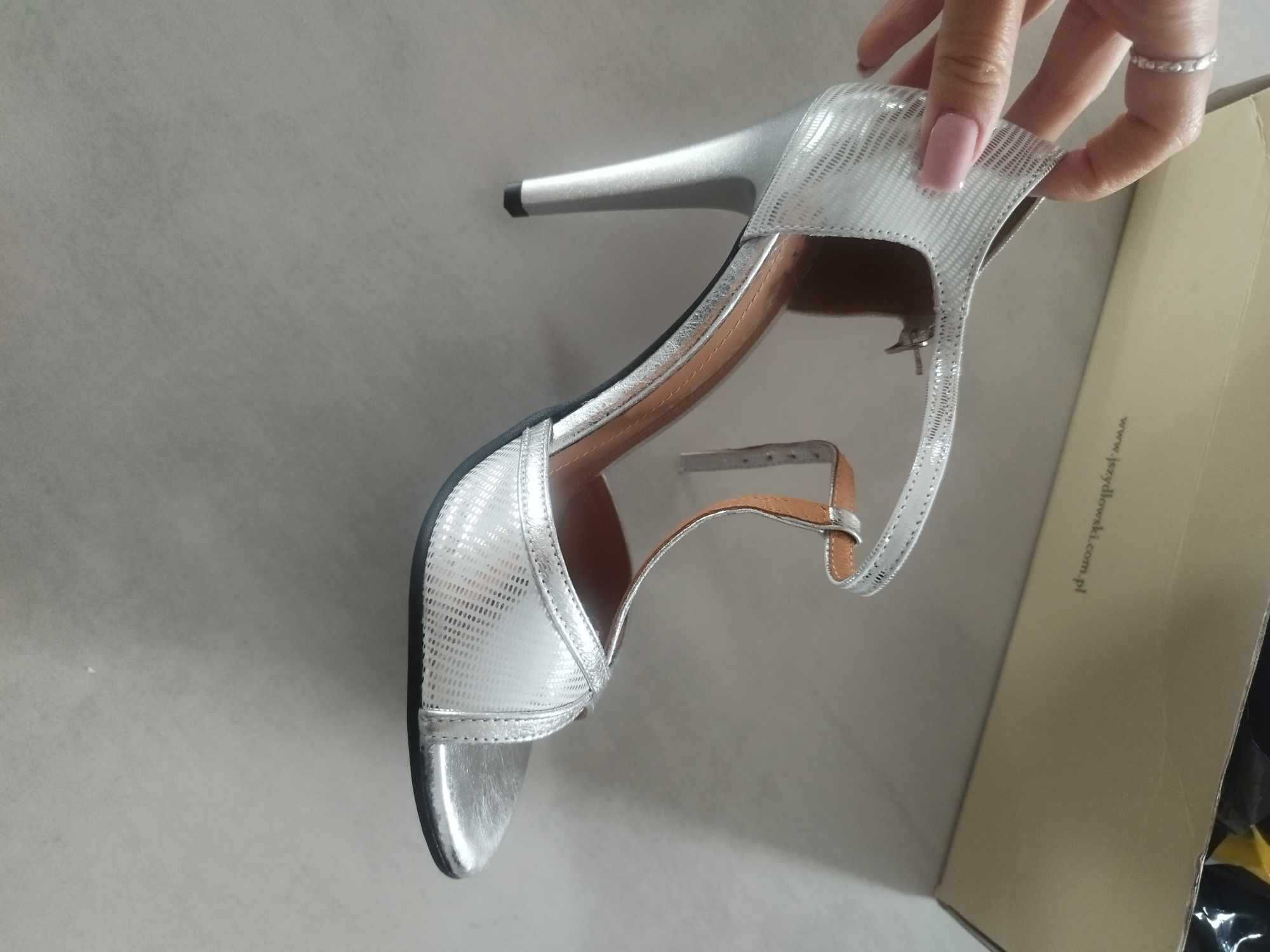 Szydłowski Eleganckie buty na obcasie