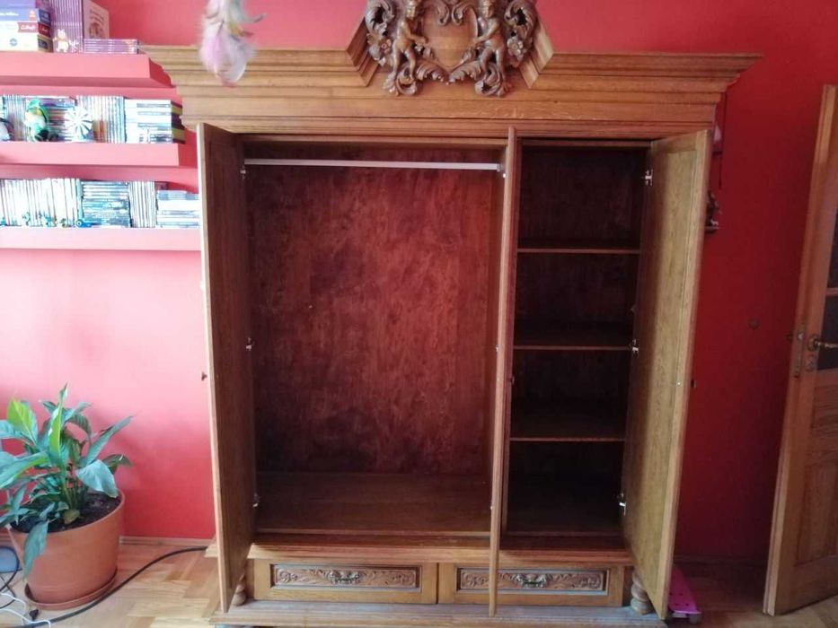 Meble Gdańskie stolik rtv+szafa ubraniowa