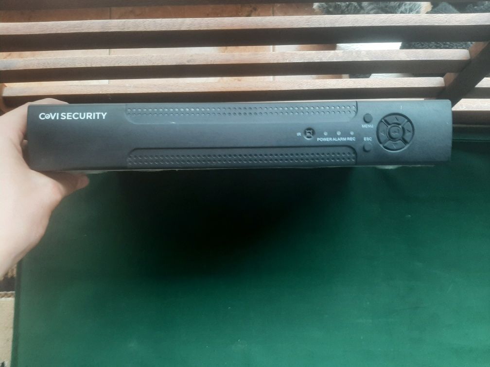 Продам відеореєстратор CoVi Security ADR-7200HDN