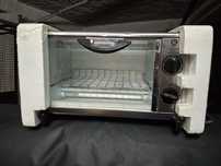Vendo mini forno ligado por parte do isqueiro do carro/camiao