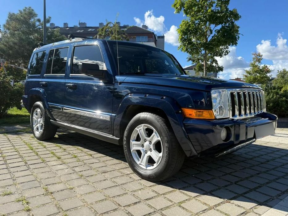 Jeep Commander Rabat na gaz 5,7 Hemi 7 osób 4x4 Quadra Drive