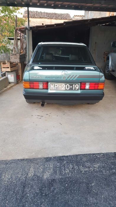 Mercedes Benz 190E