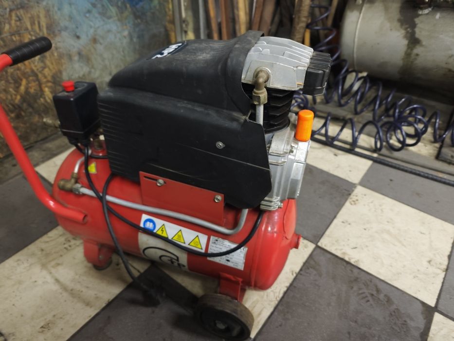 Продам компрессор fiac cosmos новый