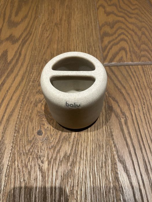 Kubek na szczoteczki do zębów - beżowy