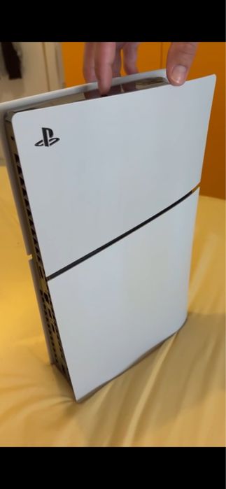 Vendo Ps5 Slim 1Tb com 7 meses
