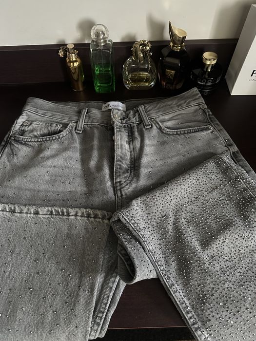 Zara в каміньчик стильні джинси