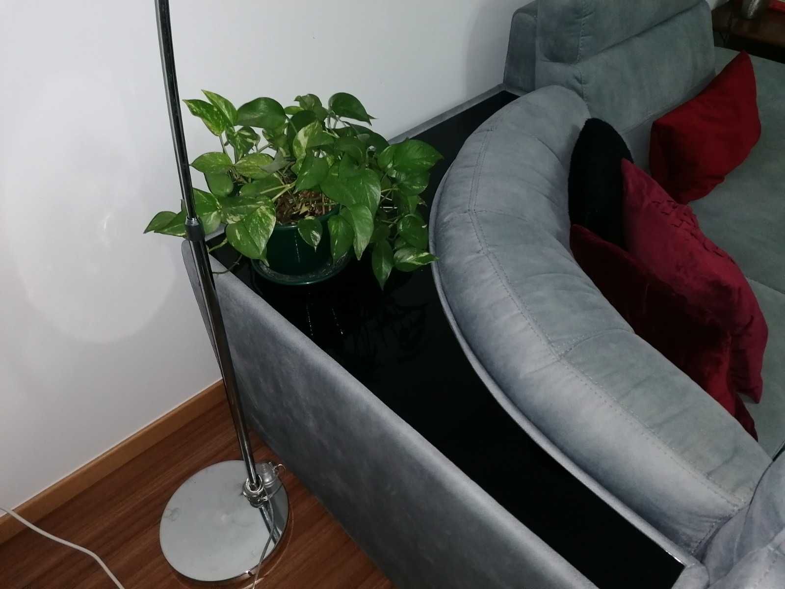 Sofá = 5 lugares/chaise longue + estrutura de vidro - como novo
