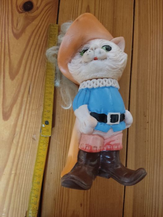 Stara zabawka Kot w butach