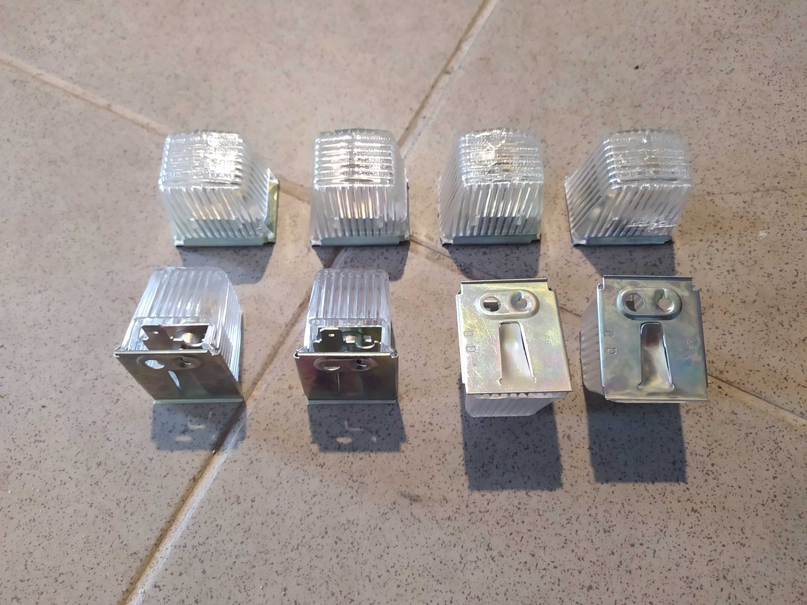 Fiat 125p lampka oświetlenia bagażnika oryginał