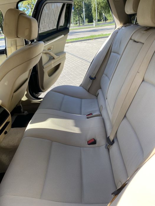 **BMW F11 530d **