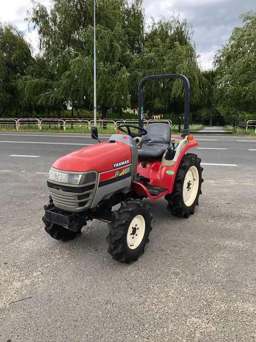 Traktorek Yanmar AF118, 18KM, 4x4 wspomaganie