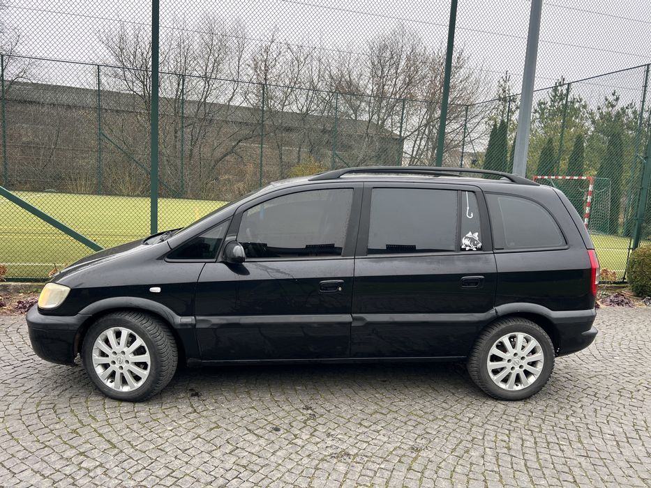 Opel Zafira 2003 p 2.2DTI Хороший стан!