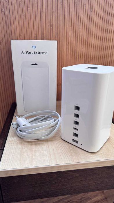Продам Wi-Fi роутер Apple AirPort Extreme. Model A1521.