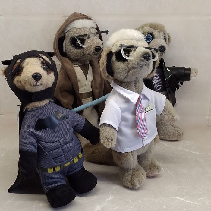 Колекційні іграшки сурікати