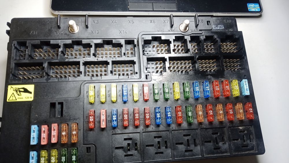 Naprawa sterownik elektroniczny wszystkie marki Mercedes VOLVO RENAULT