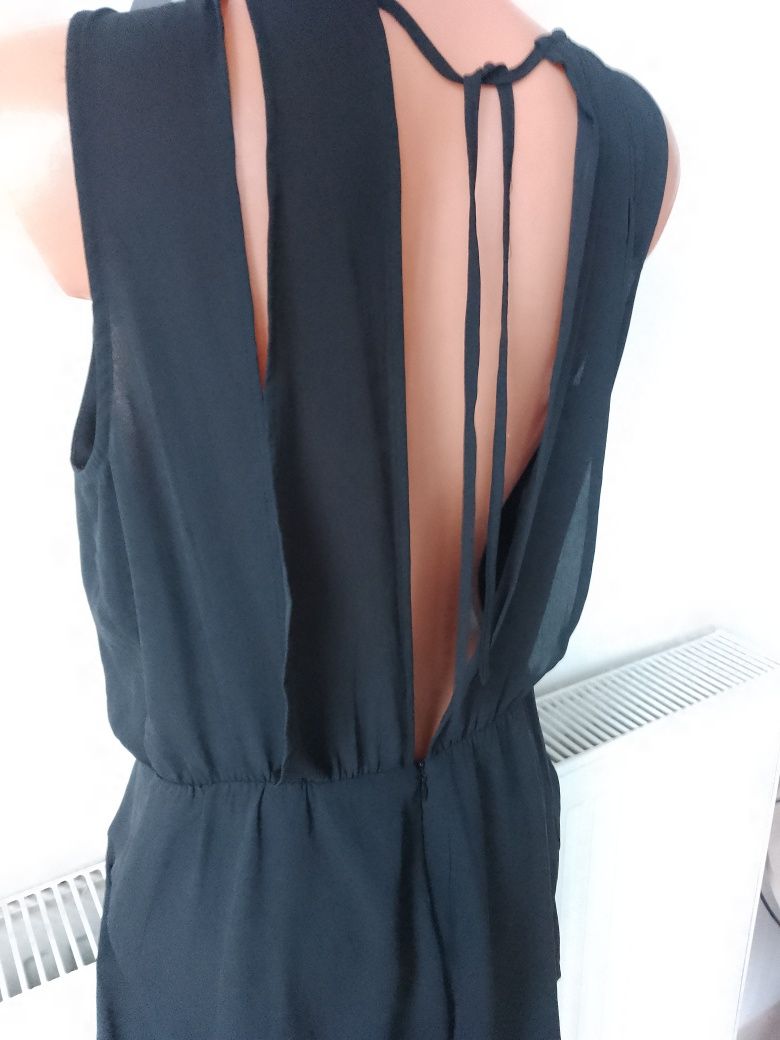 Czarny kombinezon Gina Tricot roz 38