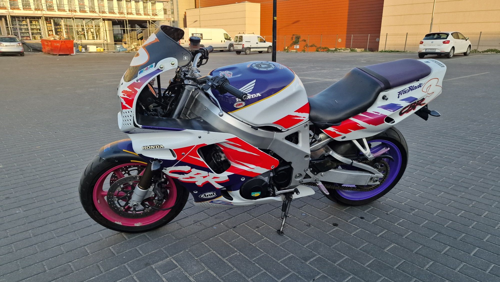 Honda CBR 900RR fireblade SC28