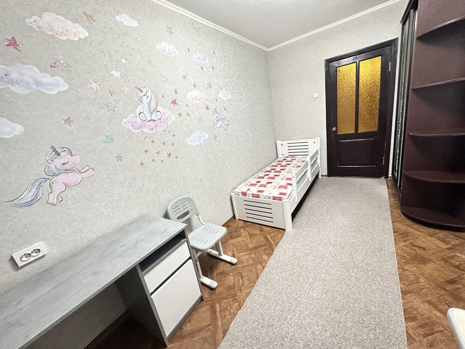 Сдам свою 3х комнатную квартиру метро Спортивная