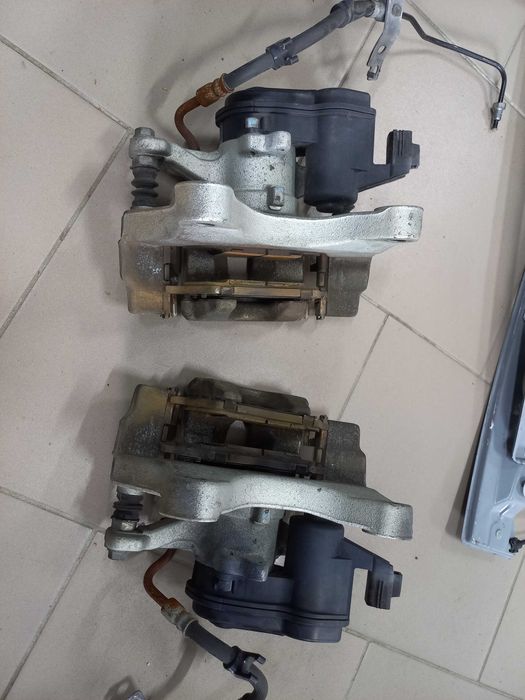 Супорт гальмівний задній Ford F-150 (2014-2018)