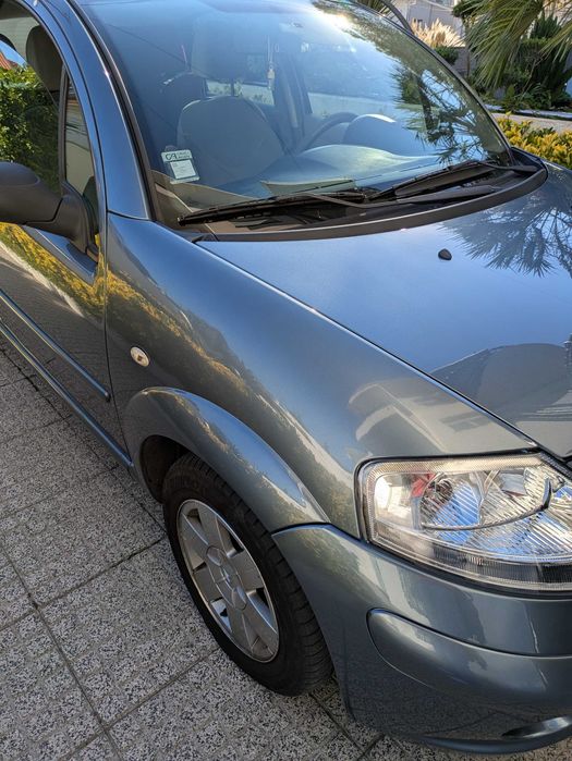 Citroen C3 económico para andar na cidade