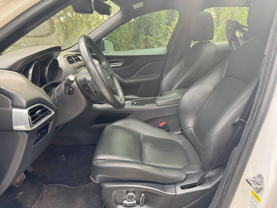 Jaguar F-Pace Premium 2020