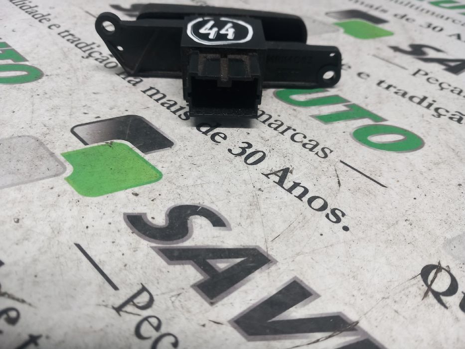 Botão / interruptor 4 piscas MITSUBISHI Carisma Hatchback (DA_)