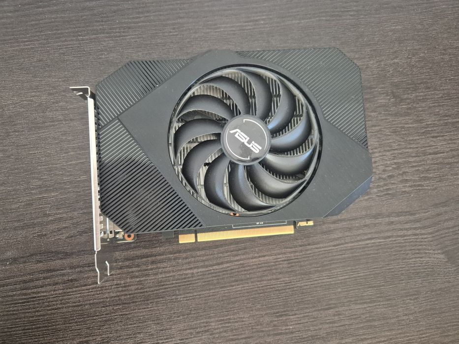 Placa gráfica Geforce GTX 1650 4Gb