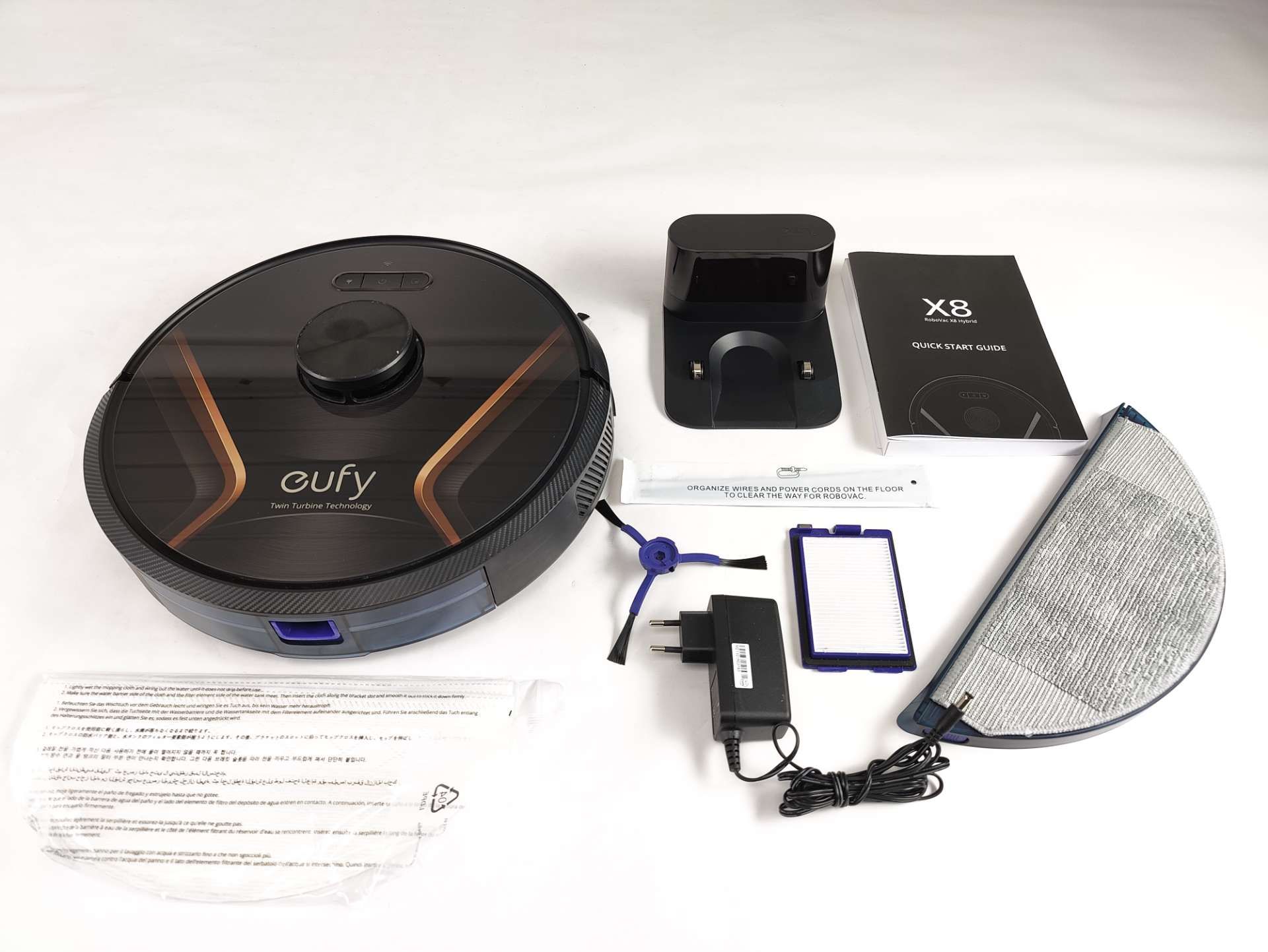 Robot sprzątający Eufy RoboVac X8 czarny