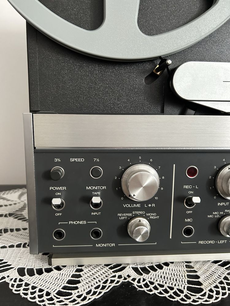 Magnetofon szpulowy Revox B77