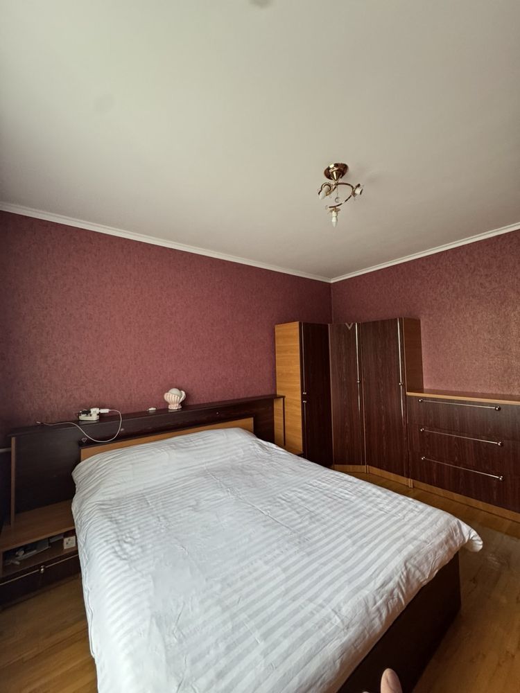 Продаж 3-кімнатної квартири