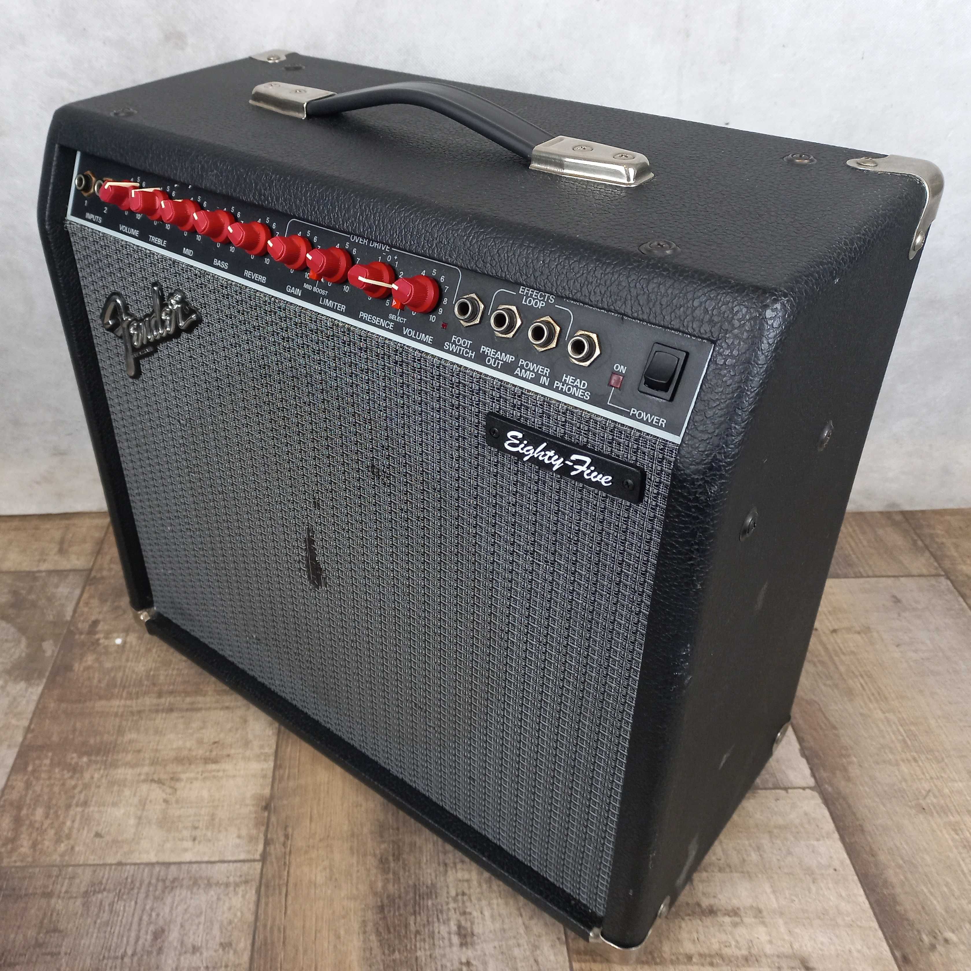 Fender Eighty Five 85 combo gitarowe 1x12"