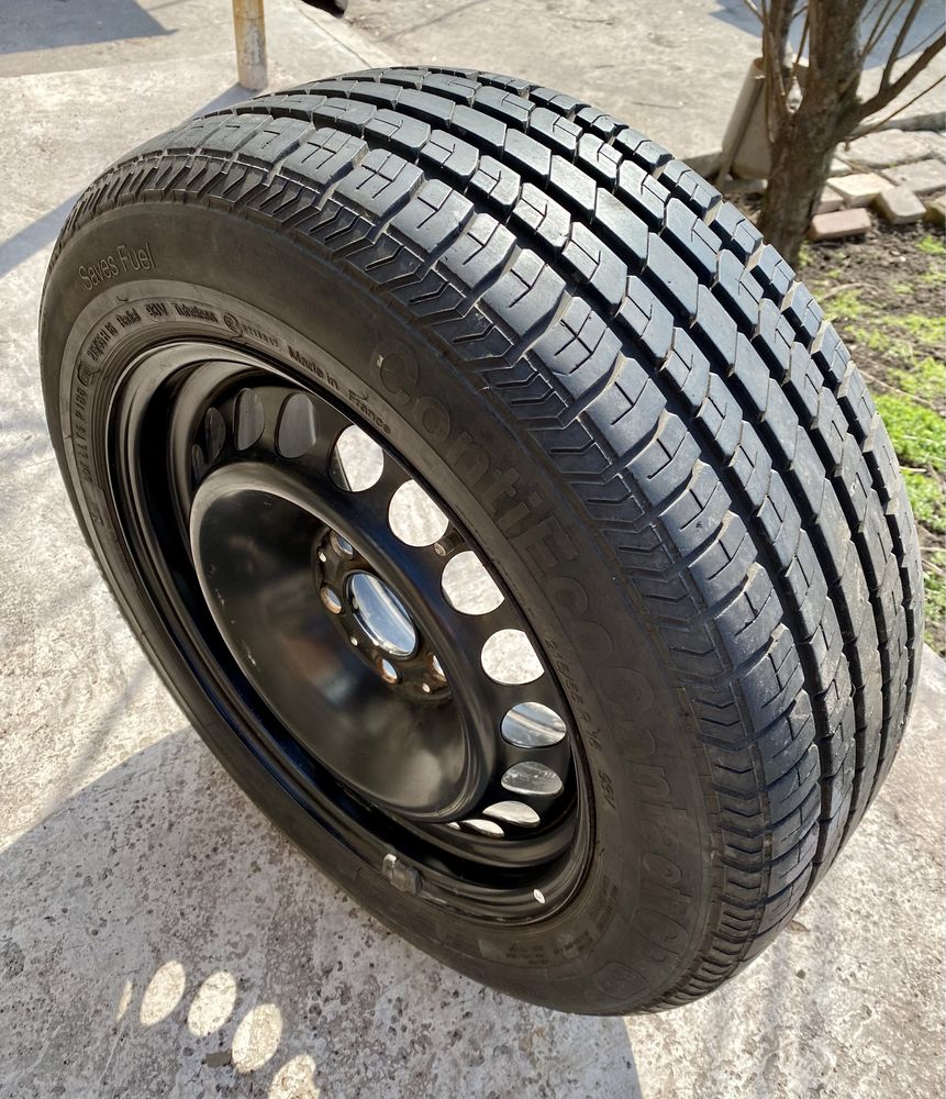 Продам запасное колесо 215/55/R16