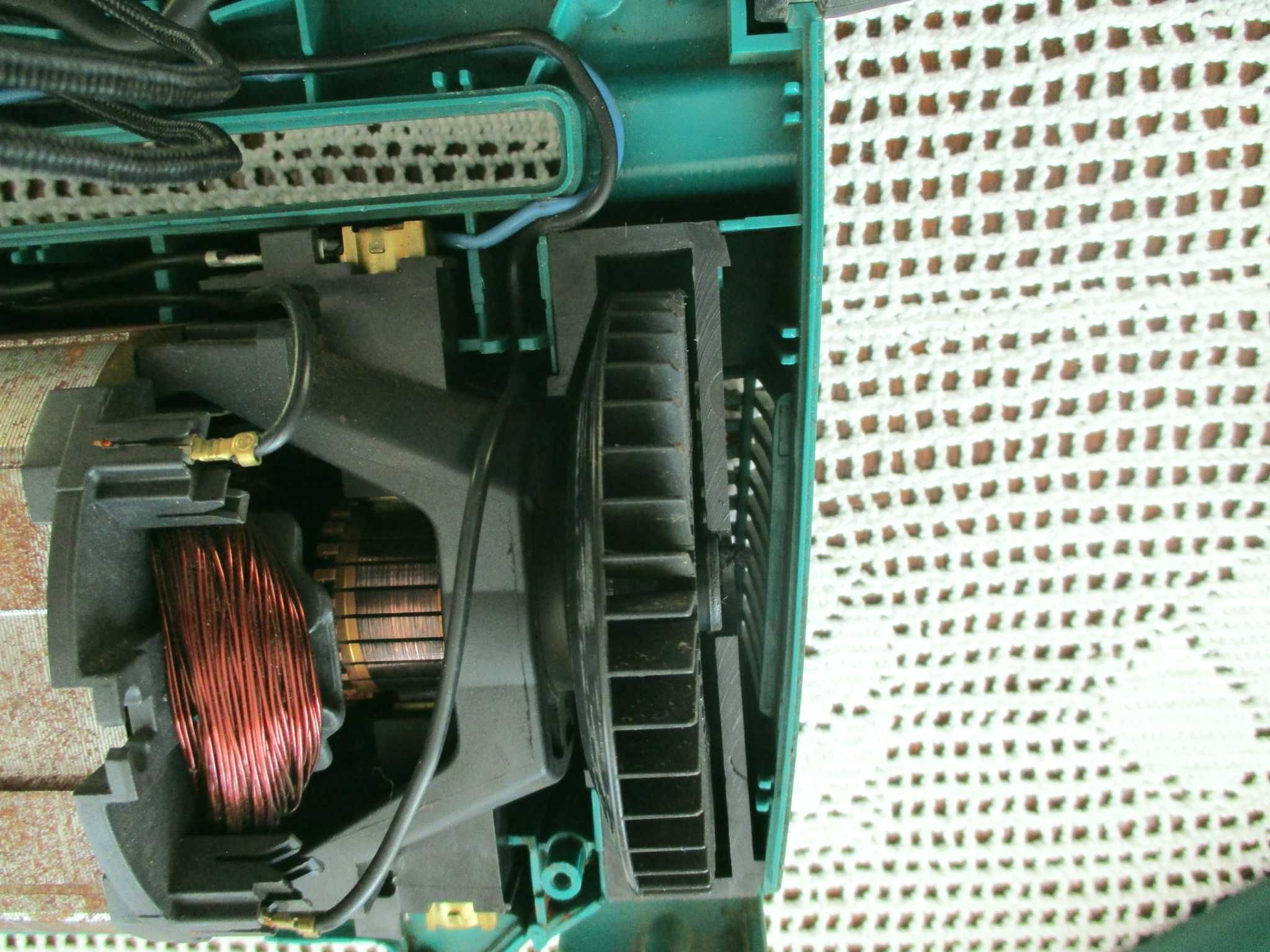 Sprzedam kompletny silnik do podkaszarki elektrycznej Bosch 1000 W