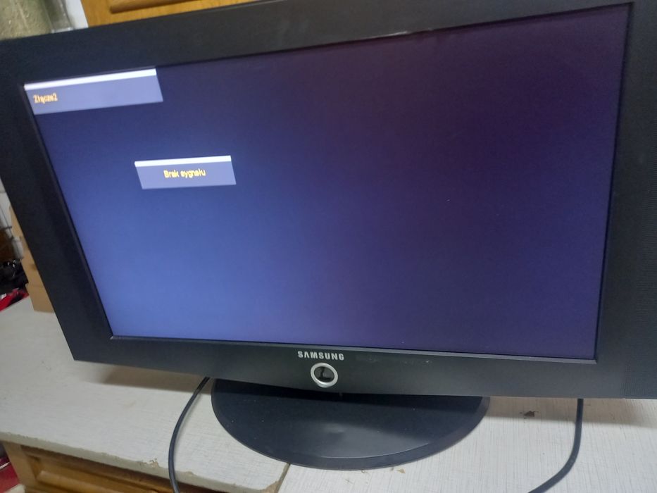 Samsung le 27t51c  sprawny