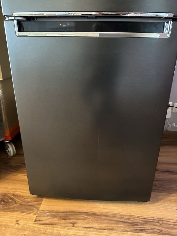 Lodówka LG GBV5250CEP No Frost 203cm Ciemny grafitowy