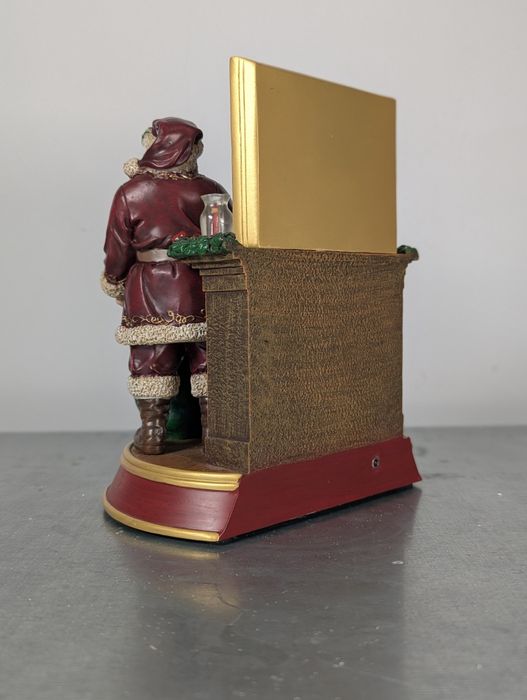 Świąteczna figurka Światło Bożego Narodzenia św Mikołaj Thomas Kinkade