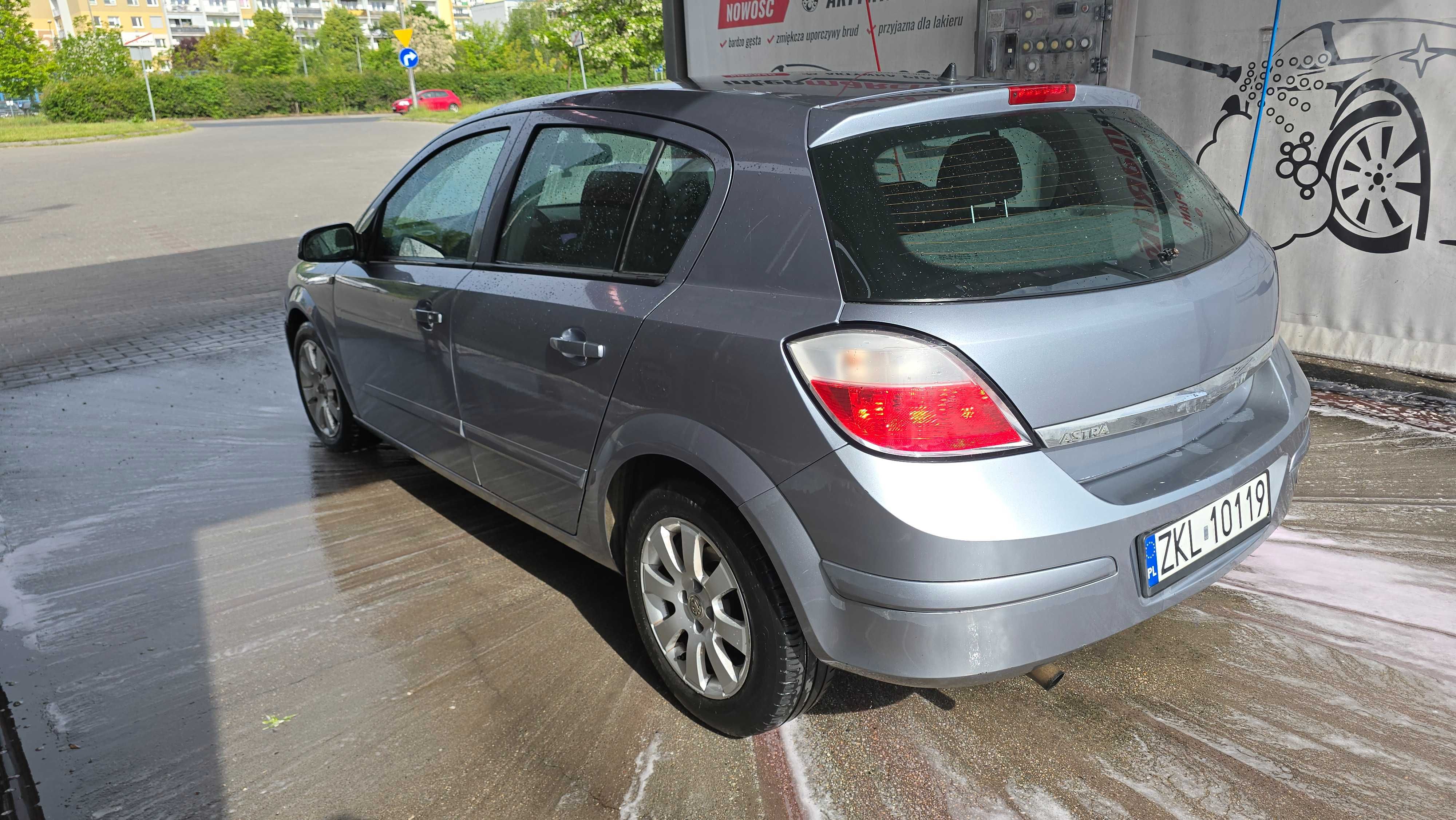 Opel astra 1.4 hatchback