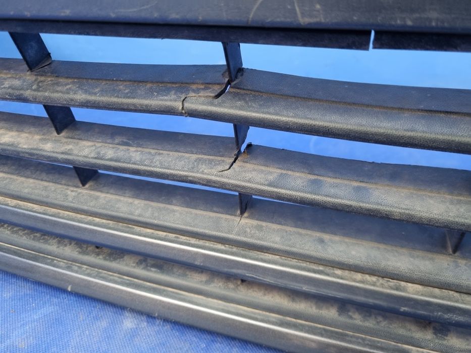 ZDERZAK przedni VOLKSWAGEN Touran II przód PDC oryginał | OEM | Poznań