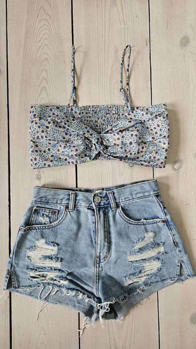 Crop top letni Zara XS 34 36 S kwiaty bluzka na ramiączkach stanik