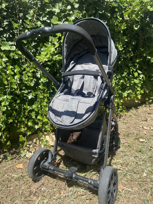 Carrinho de bebe trio