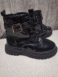 Buty ocieplane nowe.