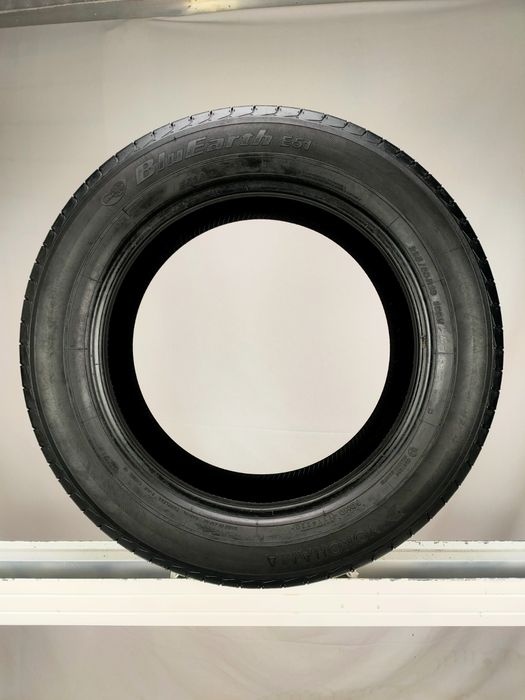 Opony 225/60R18 lato 225/60/18 YOKOHAMA (osobowe) OO13351