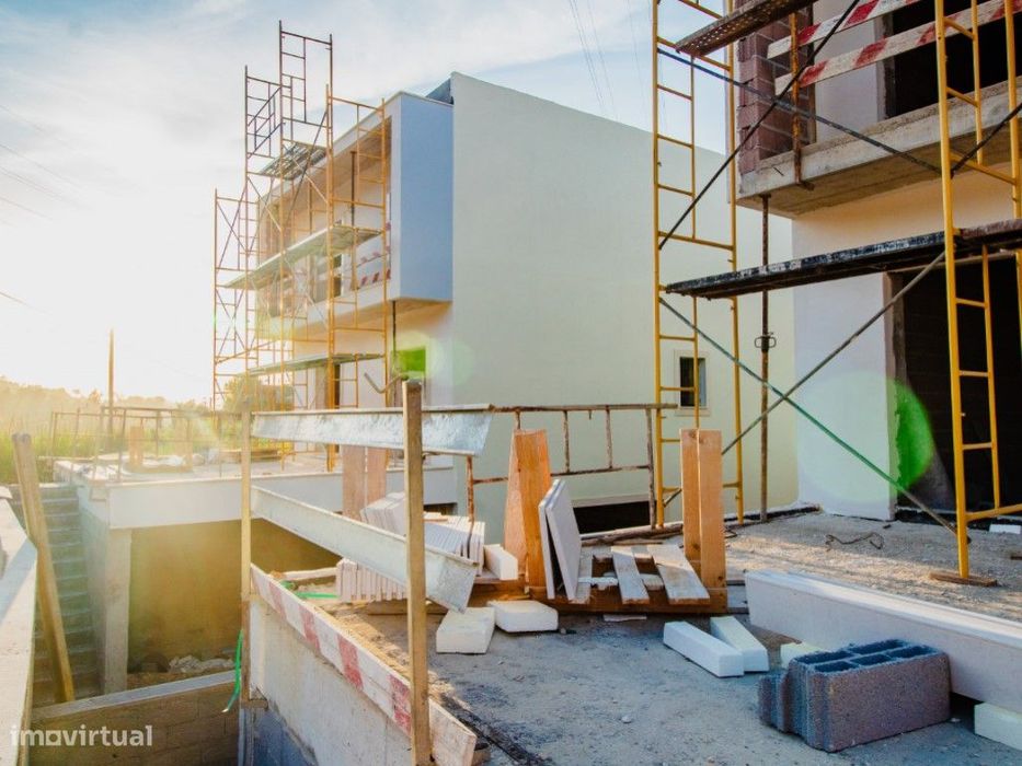 Moradia T4 em Construção - Pereiros - Coimbra