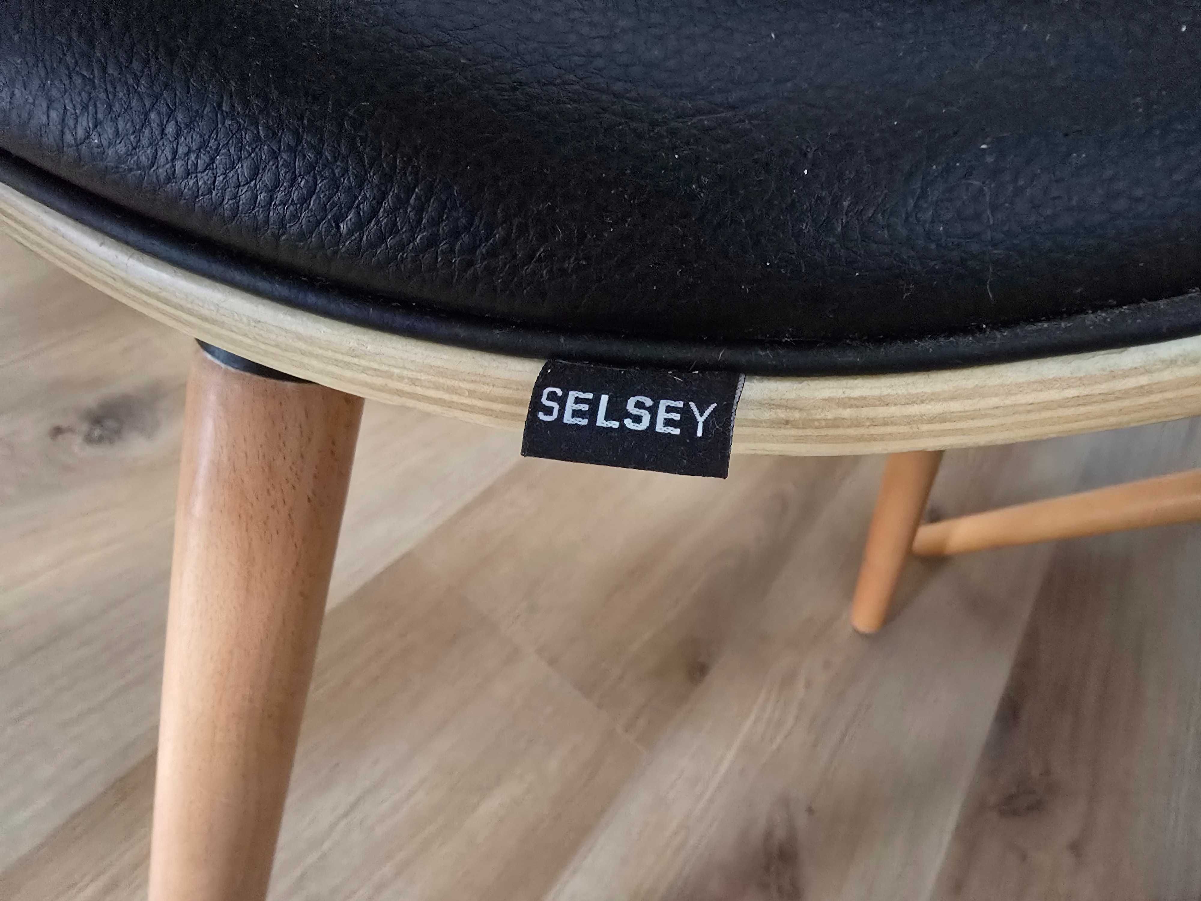 Cztery Krzesła Mebel Partner z giętego drewna i eko skóry