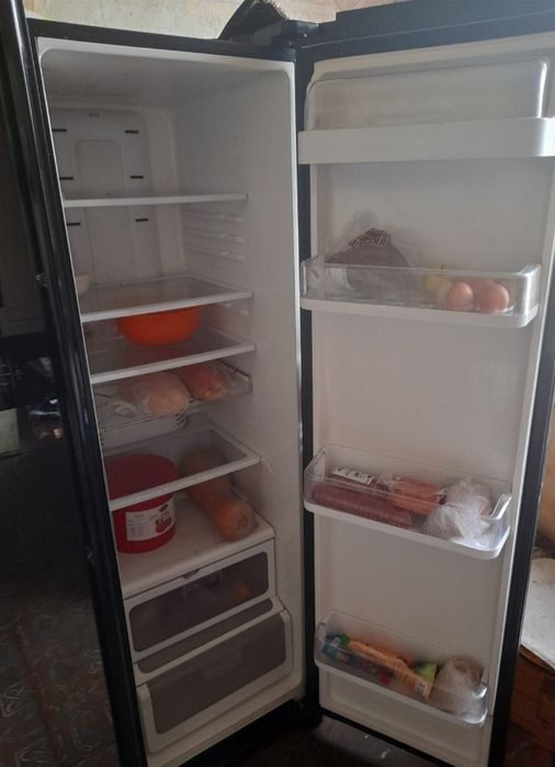 Продам холодильник самсунг