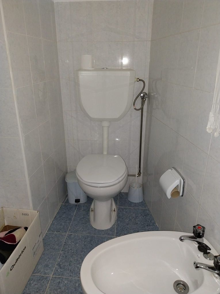 Vende-se Moradia