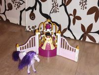 Playmobil 6855 Królewska stajnia