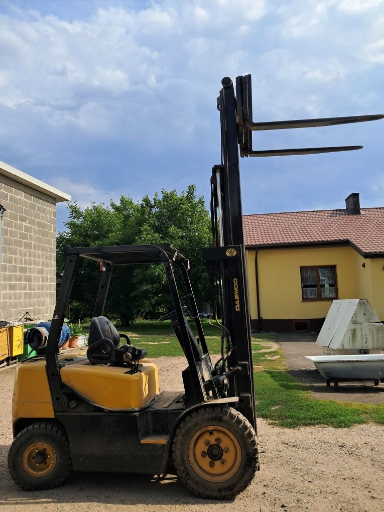 Wózek widłowy DAEWOO GWSE-3 | 3T | LPG | przesuw boczny | widły 1250mm