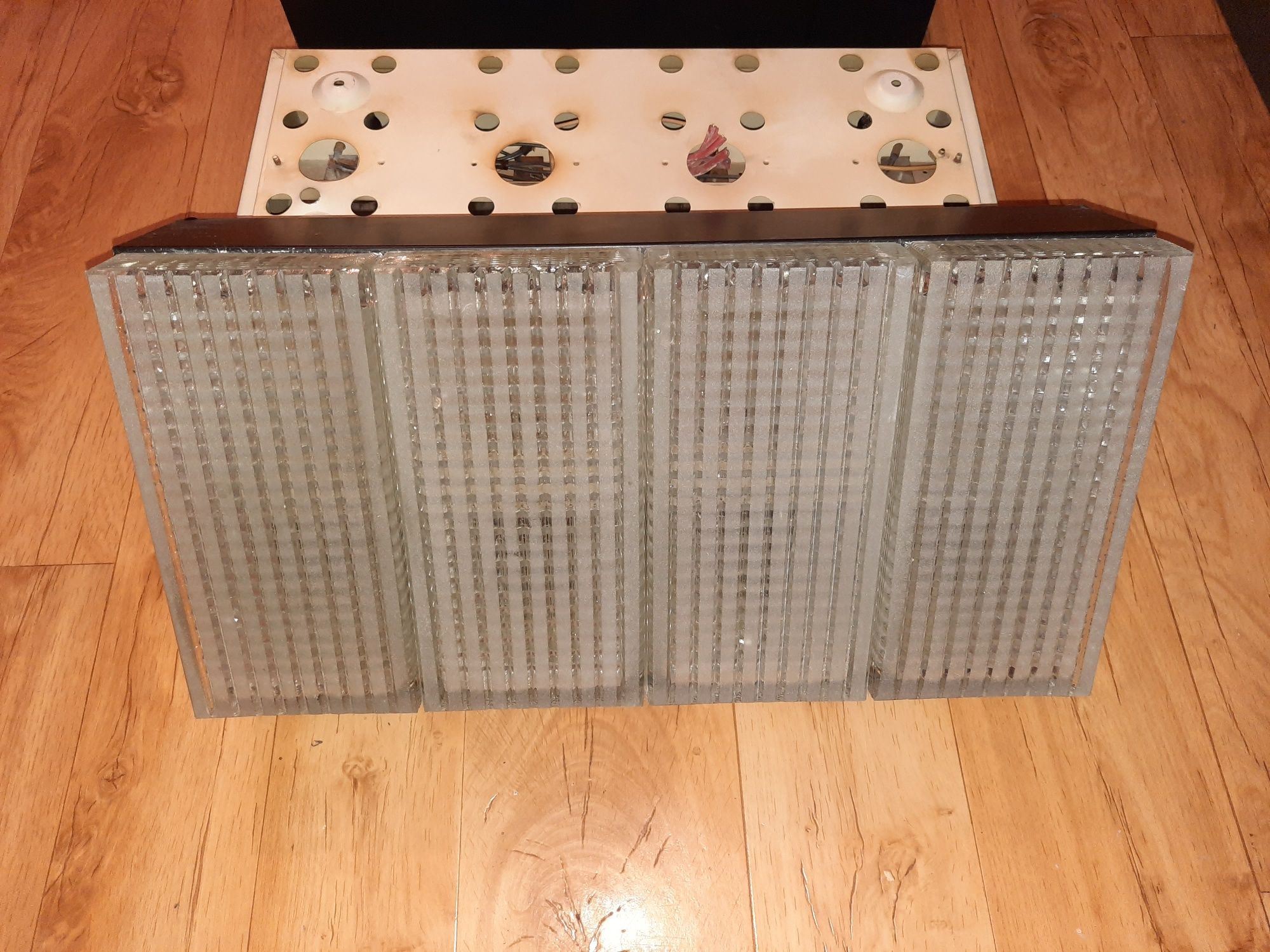 Retro lampy wiszace przsufitowe firmy NAPAKO z lat 60 tych